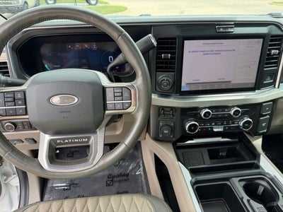 2025 Ford F-350SD Platinum