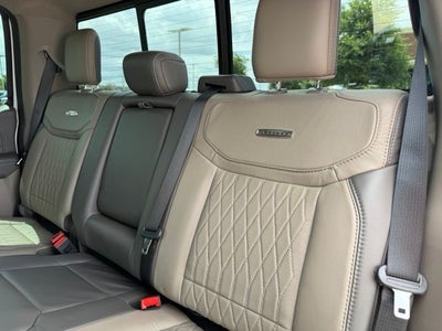 2025 Ford F-350SD Platinum