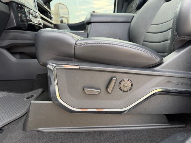 2026 Ford F-450SD Platinum DRW