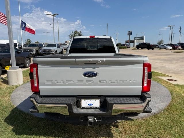 2025 Ford F-450SD Lariat DRW