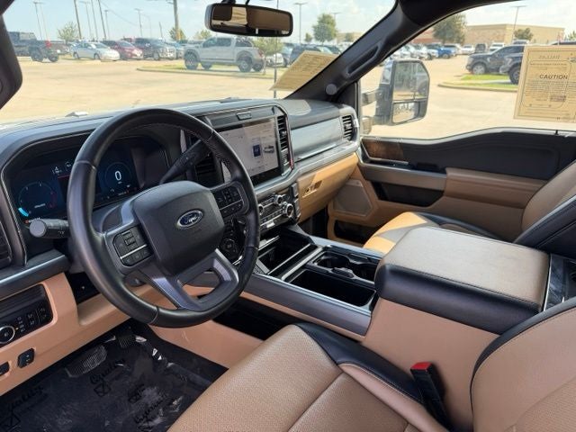 2025 Ford F-450SD Lariat DRW
