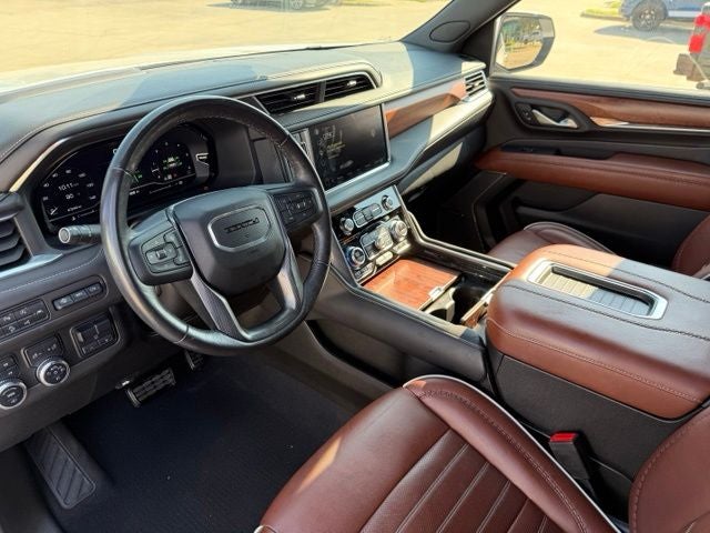 2023 GMC Yukon XL Denali Ultimate