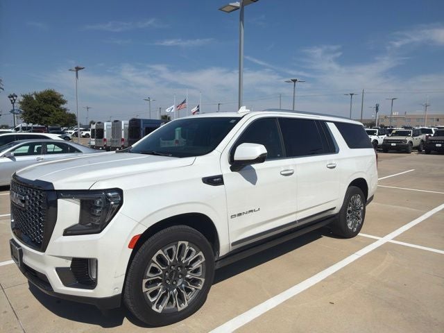 2023 GMC Yukon XL Denali Ultimate
