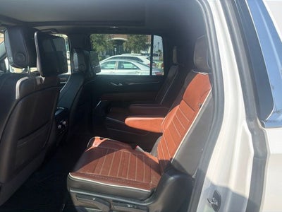 2023 GMC Yukon XL Denali Ultimate