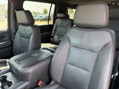 2023 Chevrolet Suburban RST