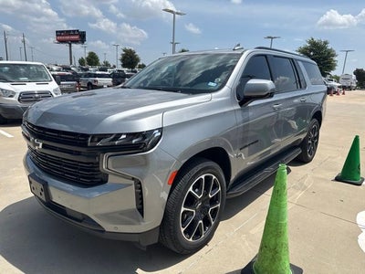 2023 Chevrolet Suburban RST