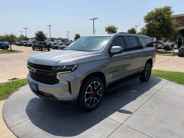 2023 Chevrolet Suburban RST