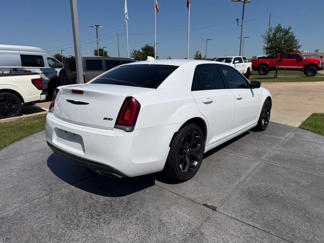 2023 Chrysler 300 Touring