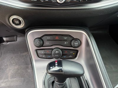 2022 Dodge Challenger SXT