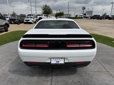 2022 Dodge Challenger SXT