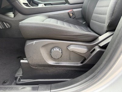 2023 Ford Edge SE