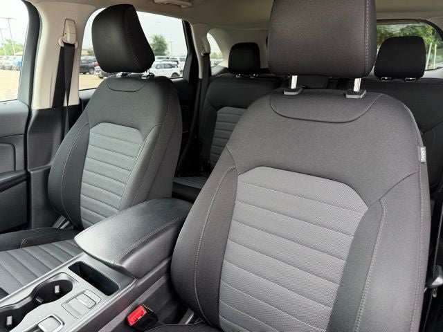 2023 Ford Edge SE