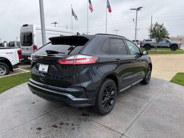2023 Ford Edge SE