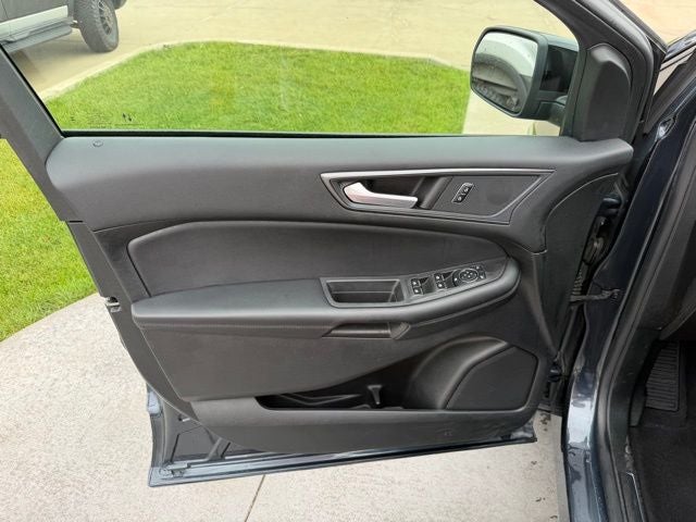 2023 Ford Edge SE