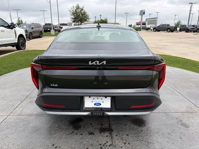 2025 Kia K4 LXS