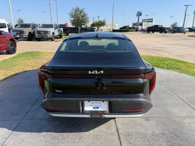 2025 Kia K4 LXS