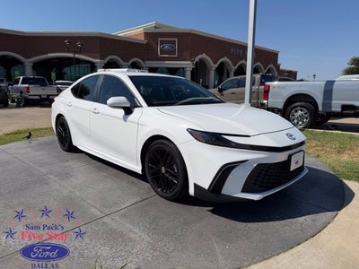 2025 Toyota Camry SE