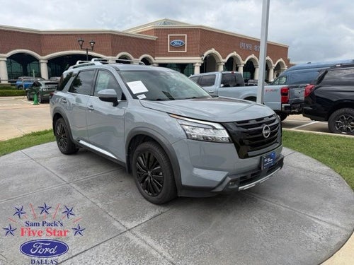 2023 Nissan Pathfinder Platinum