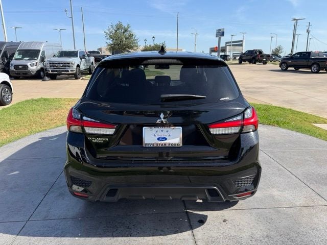 2025 Mitsubishi Outlander Sport Base