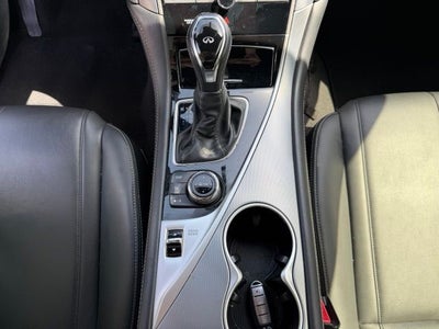2018 INFINITI Q60 2.0t Base