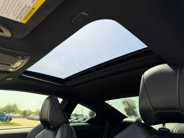 2018 INFINITI Q60 2.0t Base