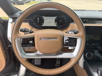 2023 Land Rover Range Rover SE LWB