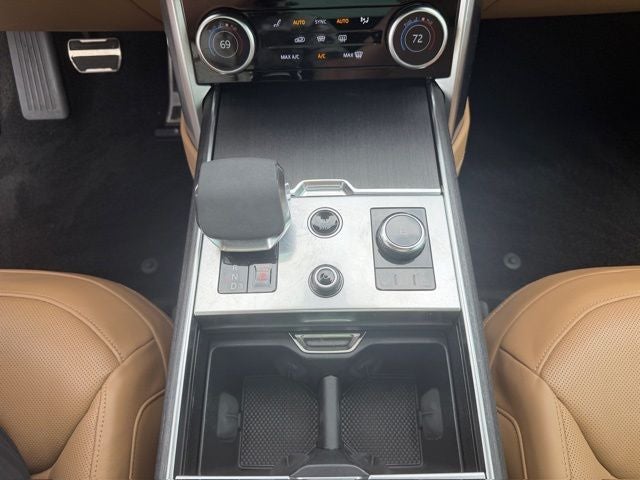 2023 Land Rover Range Rover SE LWB