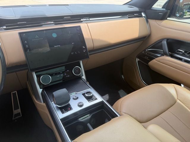 2023 Land Rover Range Rover SE LWB