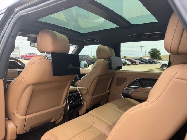 2023 Land Rover Range Rover SE LWB