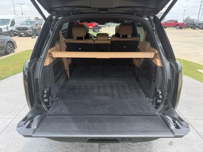 2023 Land Rover Range Rover SE LWB