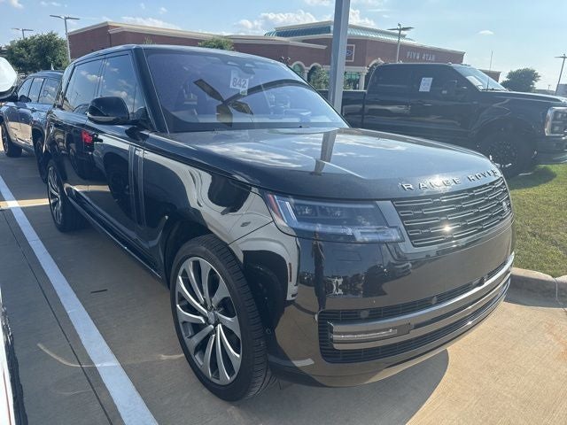 2023 Land Rover Range Rover SE LWB