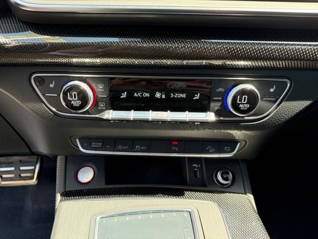 2020 Audi SQ5 3.0T Premium Plus quattro
