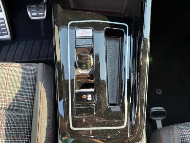 2023 Volkswagen Golf GTI 2.0T SE