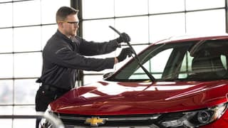 WIPER BLADE REPLACEMENT
INSTALLATION INCLUDED!